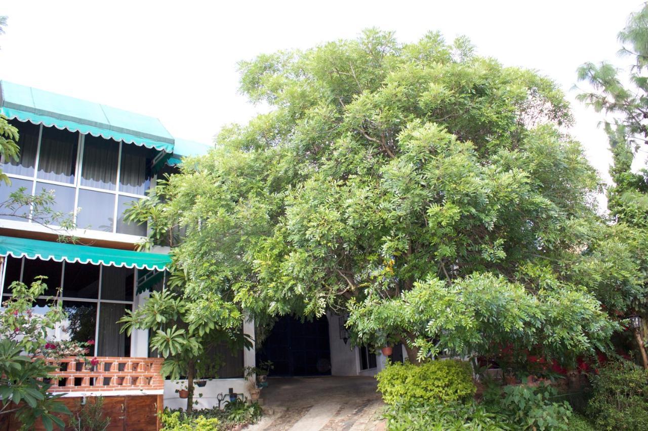 Hotel Villa Oaxaca Екстериор снимка